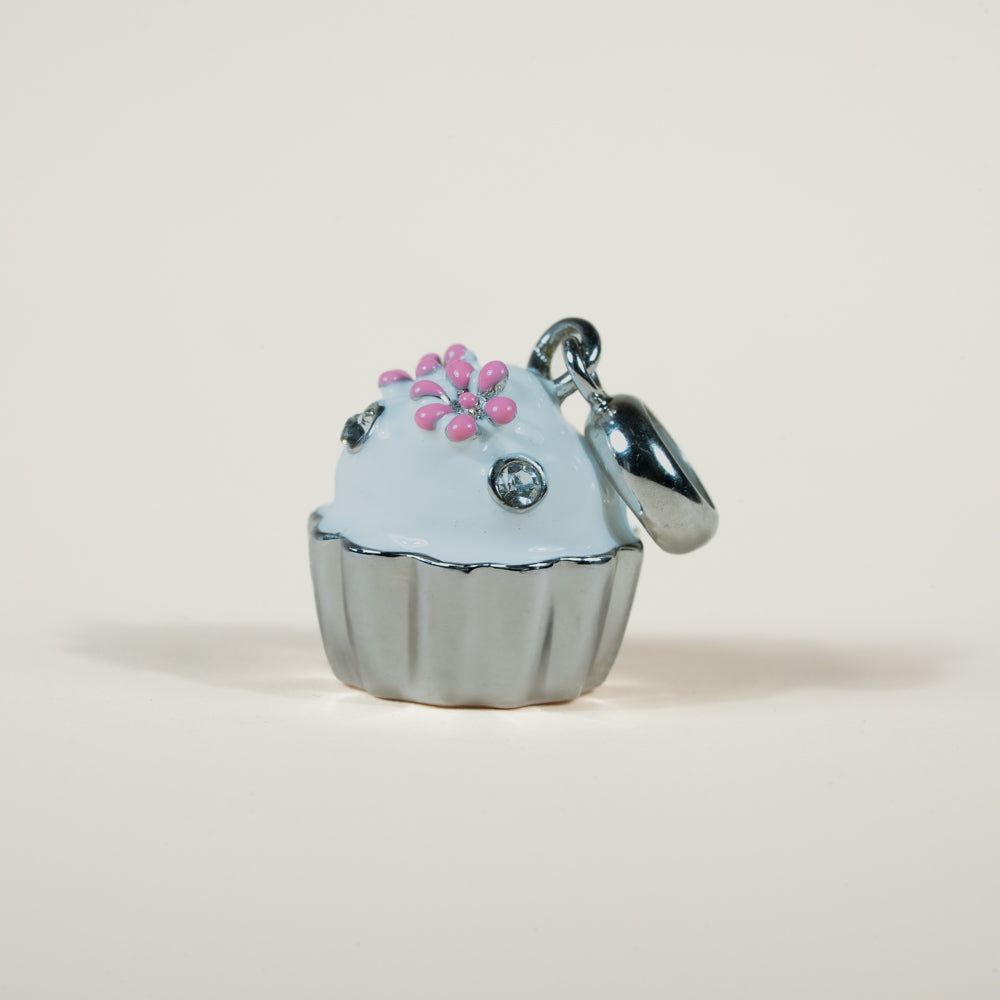 Cake Pendant