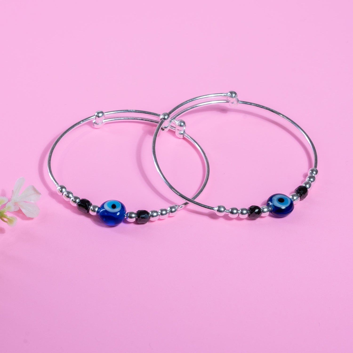 Ilam Bangle