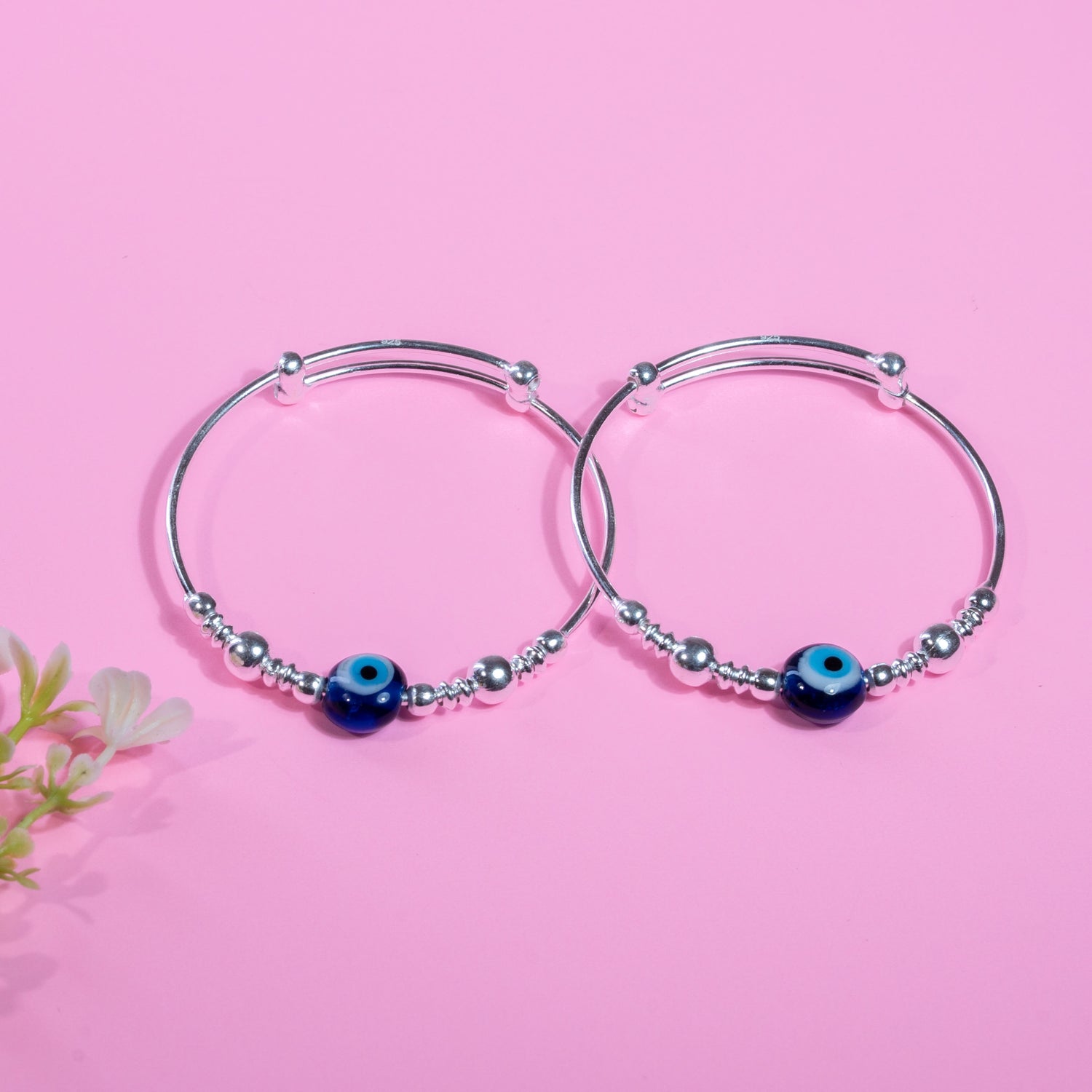 Ilam Bangle