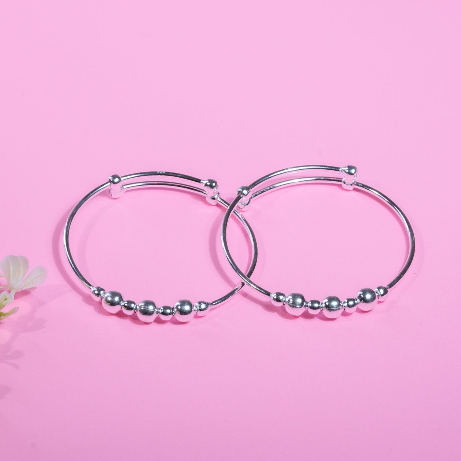Ilam Bangle