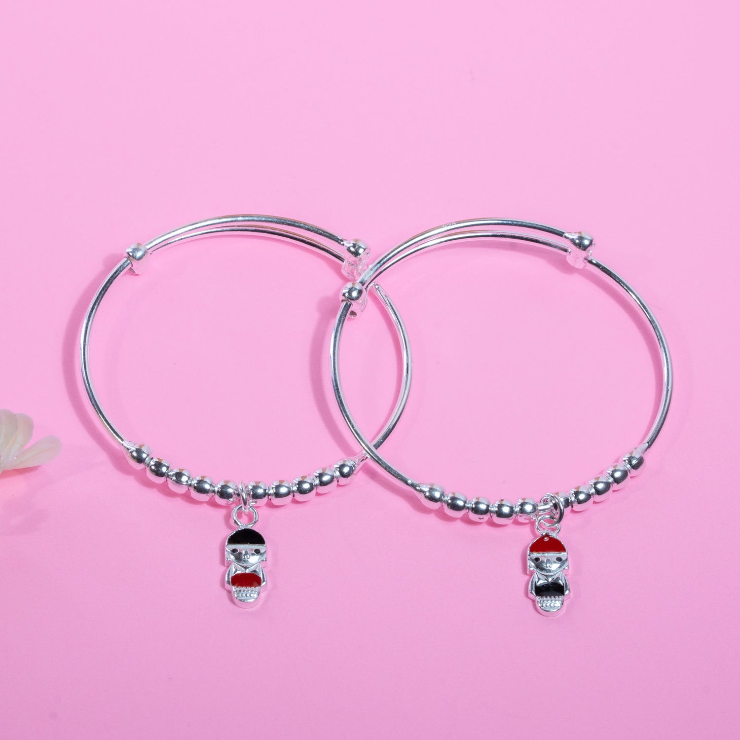 Ilam Bangle