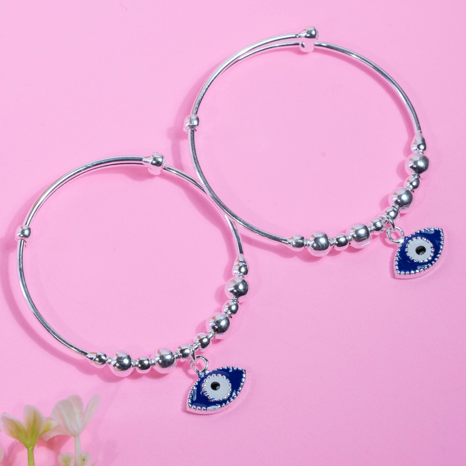 Ilam Bangle