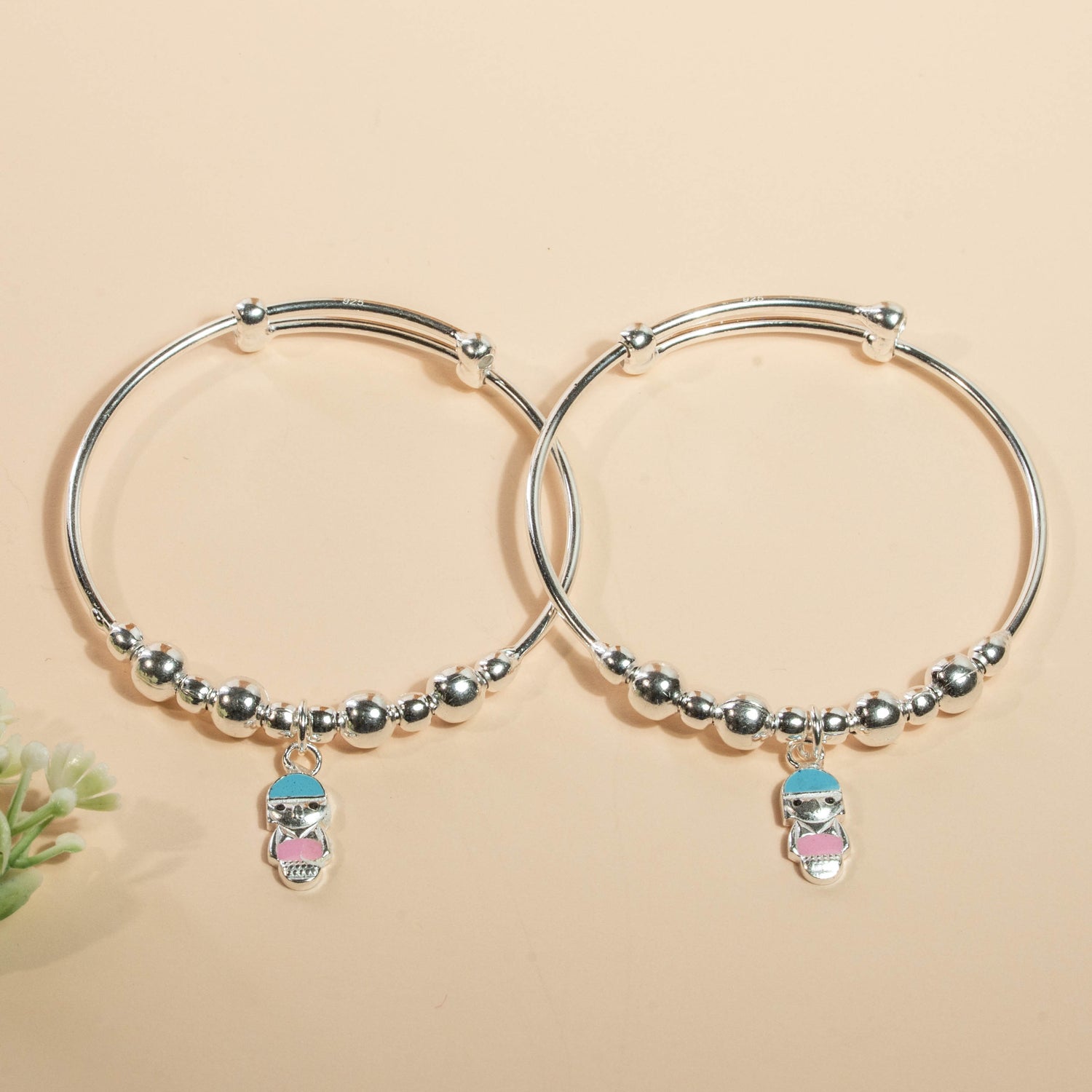 Ilam Bangle