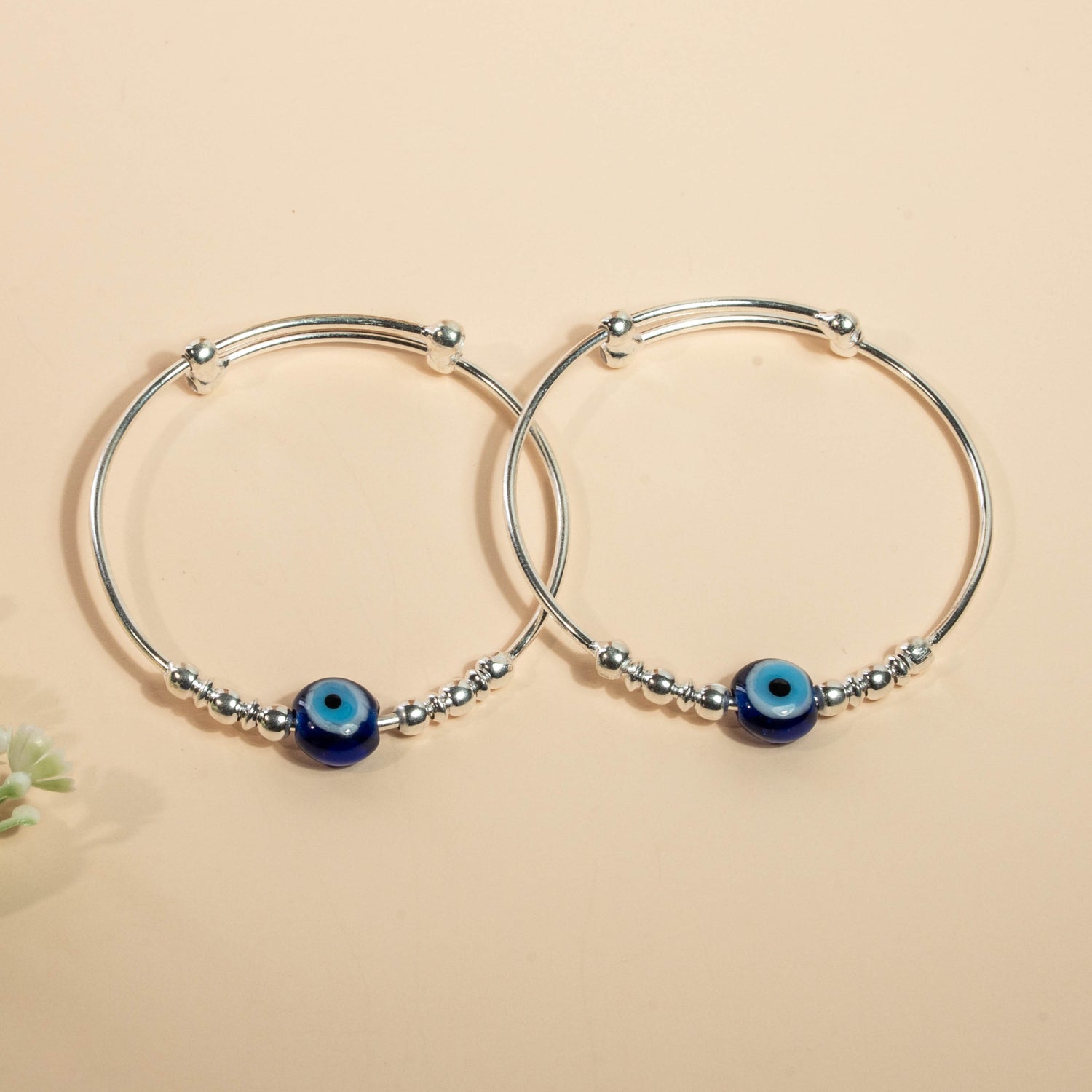 Ilam Bangle