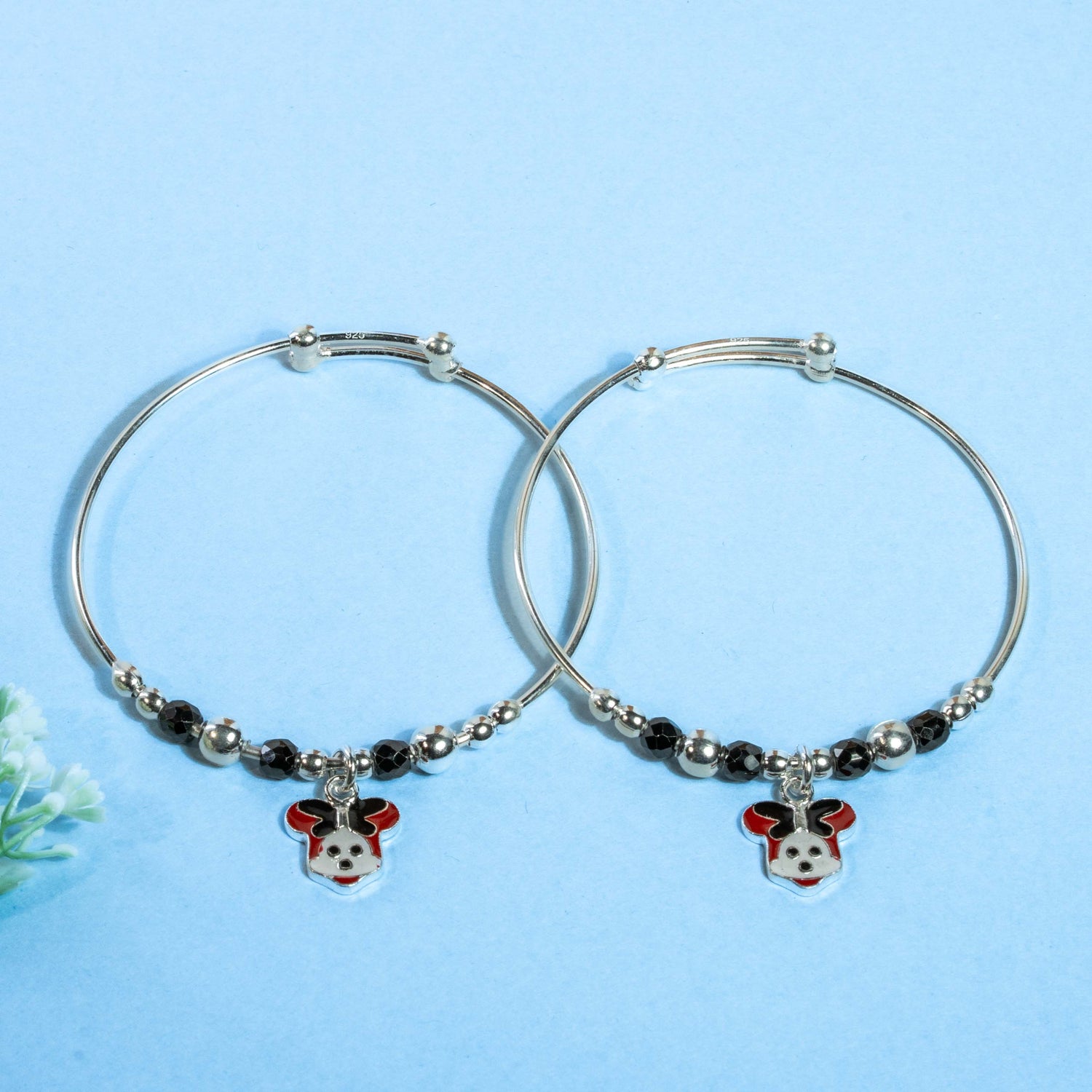 Ilam Bangle