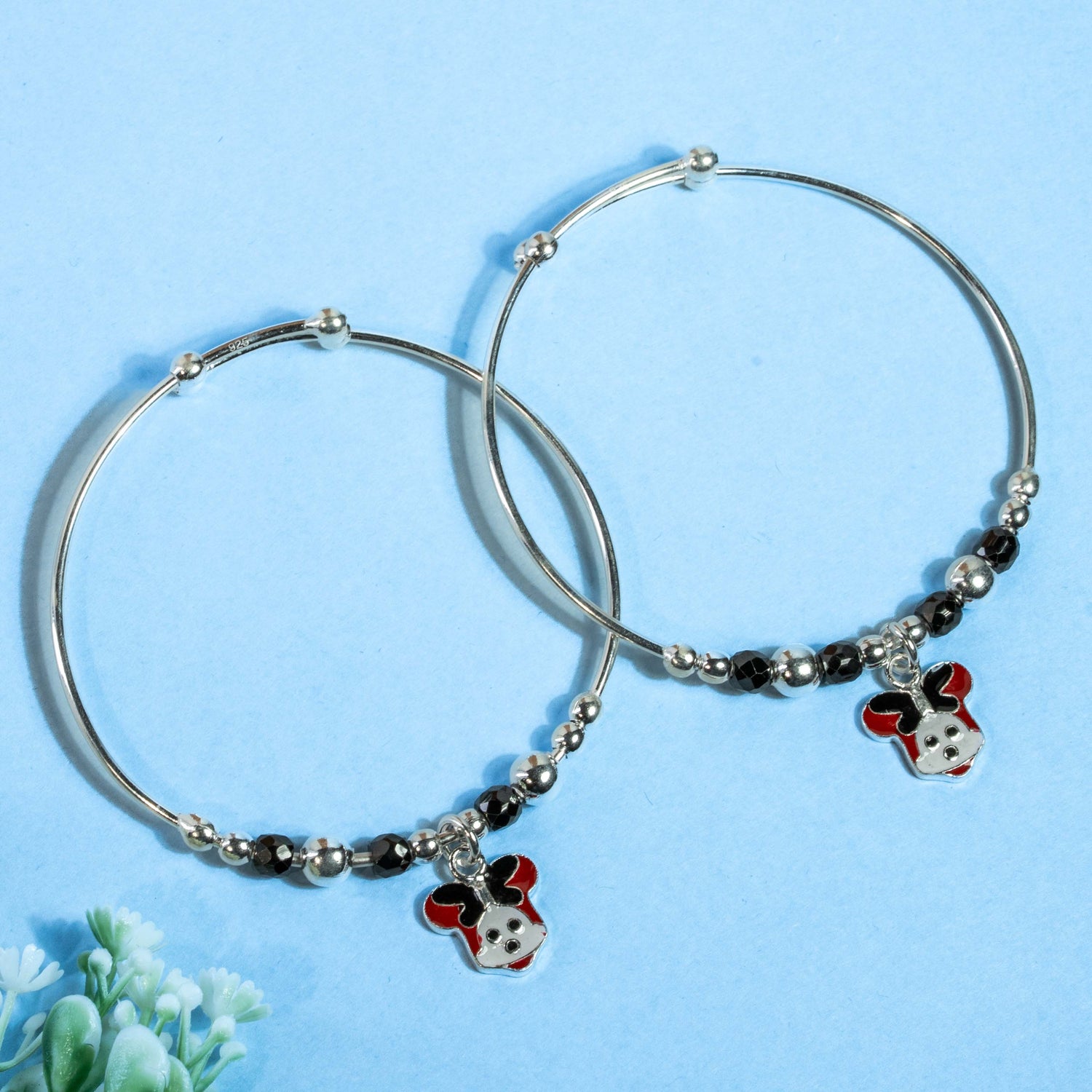 Ilam Bangle